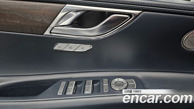 Genesis GV80 2020 — photo 19