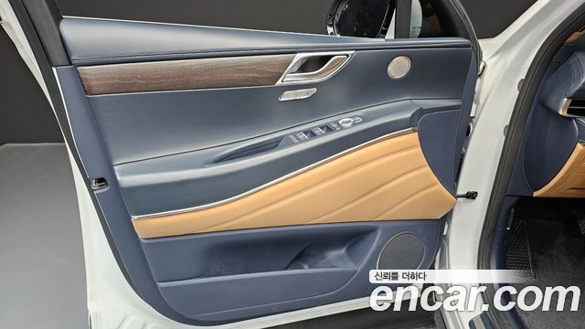 Genesis GV80 2020 — photo 14