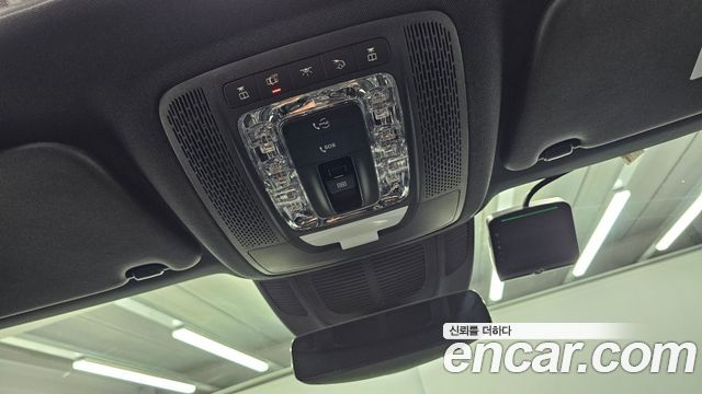 Mercedes-Benz GLE-Class 2025 — photo 17