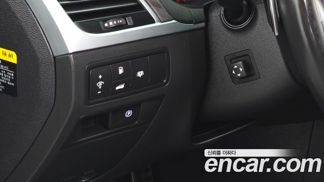 Hyundai Genesis 2016 — photo 15