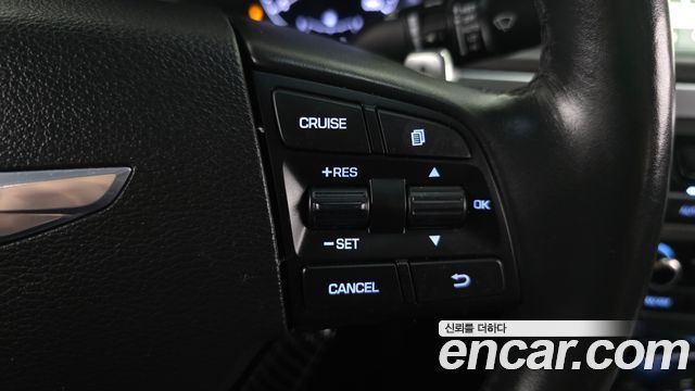 Hyundai Genesis 2016 — photo 18