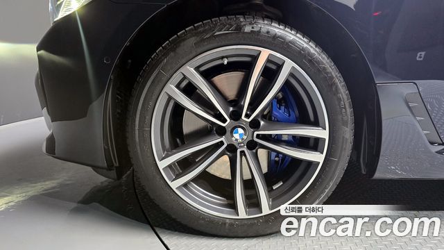 BMW Gran Turismo 2023 — photo 5