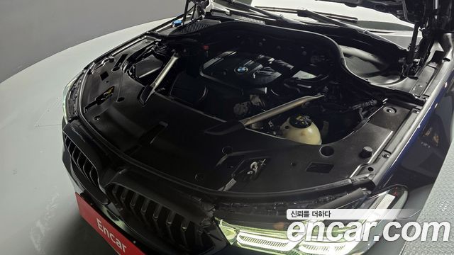 BMW Gran Turismo 2023 — photo 6