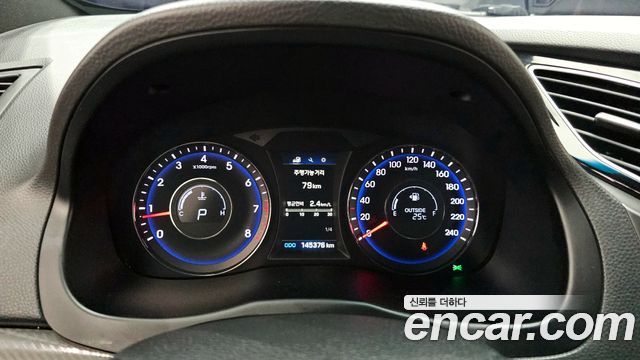 Hyundai i40 2016 — photo 11