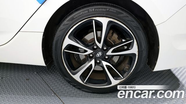 Hyundai i40 2016 — photo 7