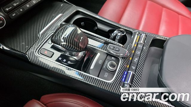 Kia Stinger 2018 — photo 9