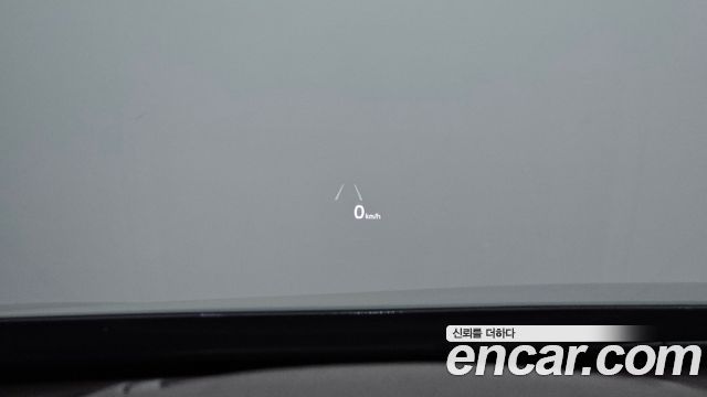 Kia K7 2018 — photo 25