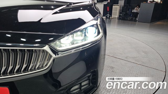 Kia K7 2018 — photo 8