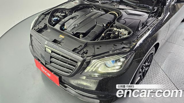 Mercedes-Benz S-Class 2019 — photo 6