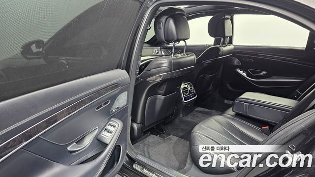 Mercedes-Benz S-Class 2019 — photo 11