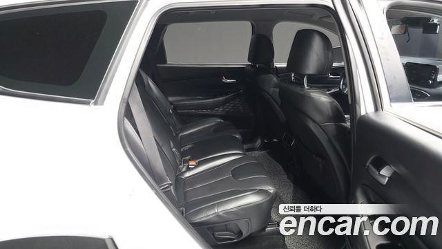 Hyundai Santafe 2021 — photo 18