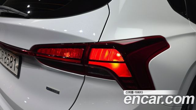 Hyundai Santafe 2021 — photo 9