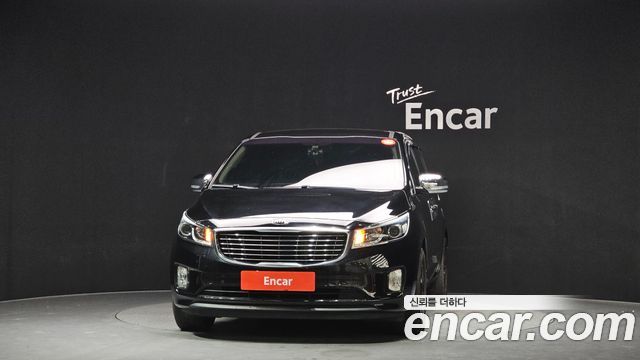 Kia Canival 2018 — photo 3
