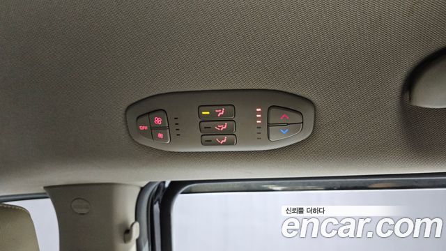 Kia Canival 2018 — photo 17