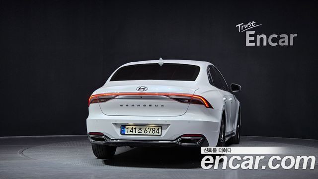 Hyundai Grandeur 2022 — photo 4