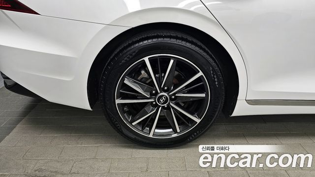 Hyundai Grandeur 2022 — photo 5