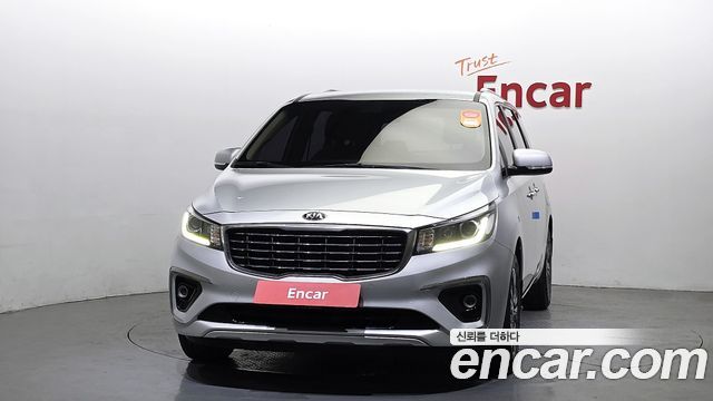 Kia Canival 2019 — photo 3