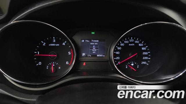 Kia Canival 2019 — photo 11