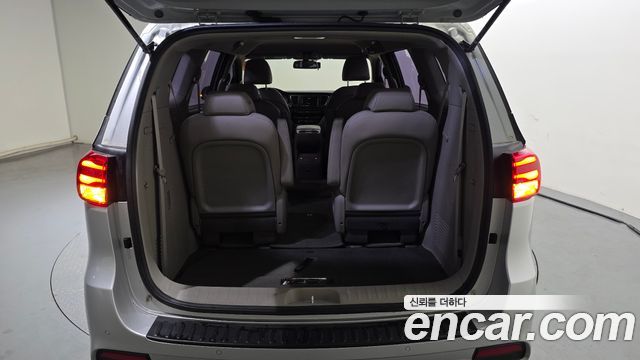 Kia Canival 2019 — photo 26