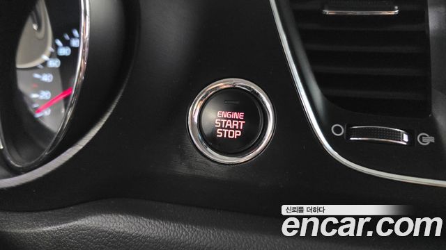 Kia Canival 2019 — photo 30