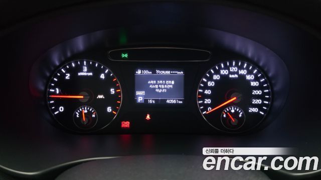 Kia Sorento 2019 — photo 11