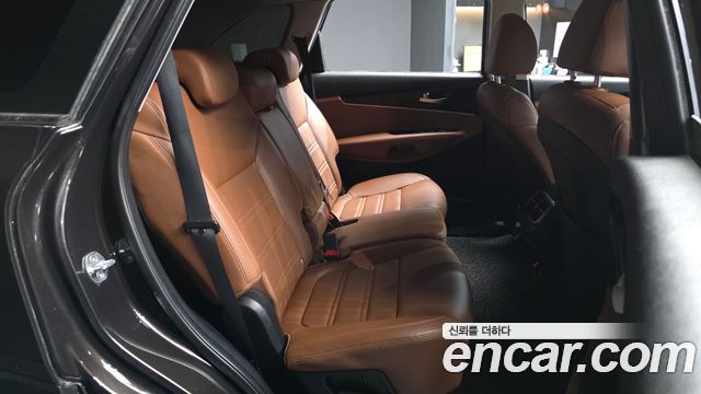Kia Sorento 2019 — photo 18