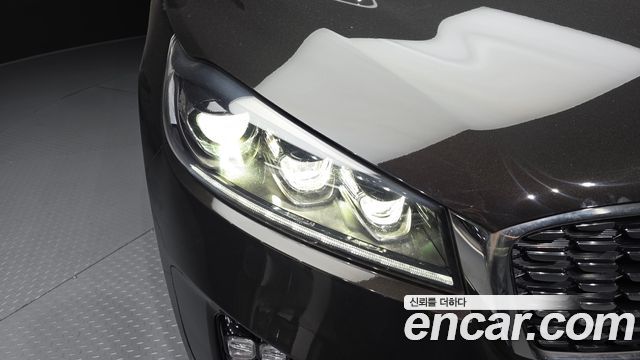 Kia Sorento 2019 — photo 8
