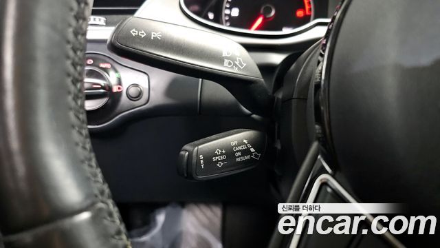 Audi A4 2015 — photo 17