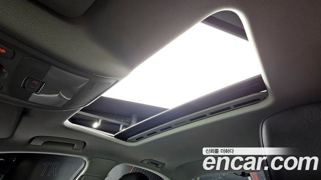 Audi A4 2015 — photo 19