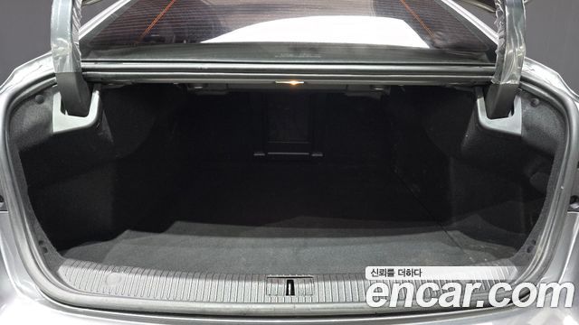 Renault Korea SM6 2019 — photo 26