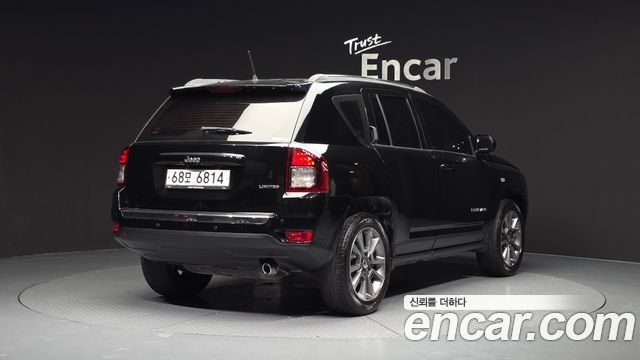 Jeep Compass 2017 — photo 2