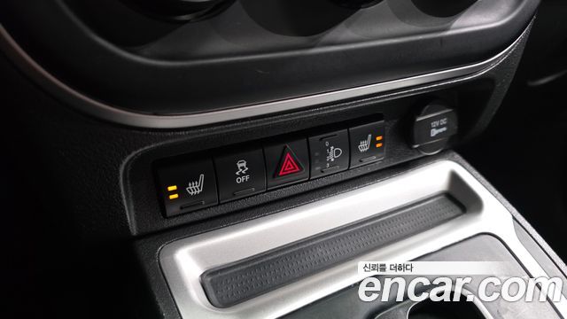 Jeep Compass 2017 — photo 18