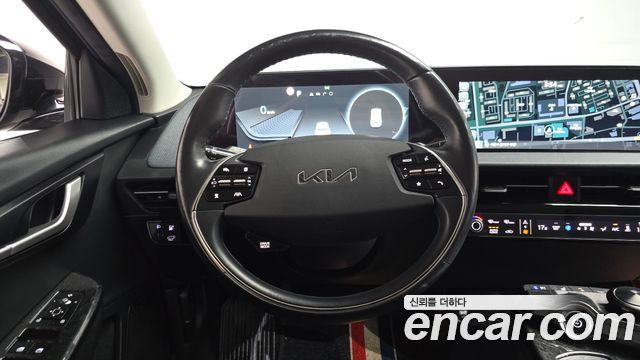 Kia EV6 2022 — photo 18