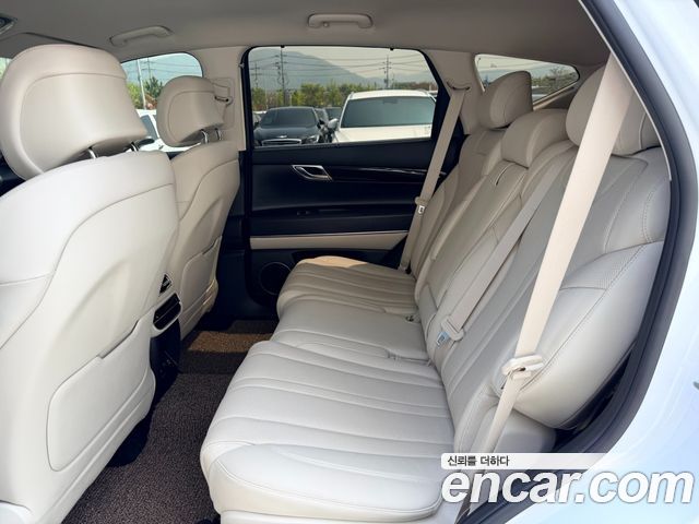 Genesis GV80 2021 — photo 11