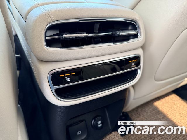 Genesis GV80 2021 — photo 16