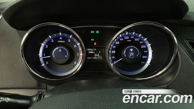 Hyundai Sonata 2013 — photo 8