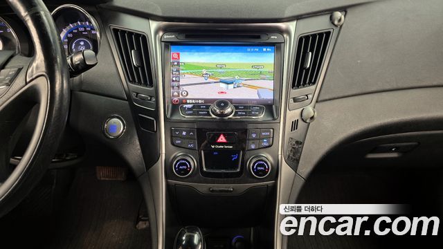 Hyundai Sonata 2013 — photo 14