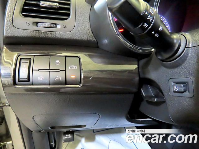 Kia Sorento 2012 — photo 8