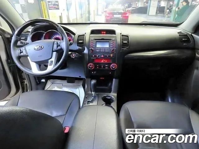 Kia Sorento 2012 — photo 9