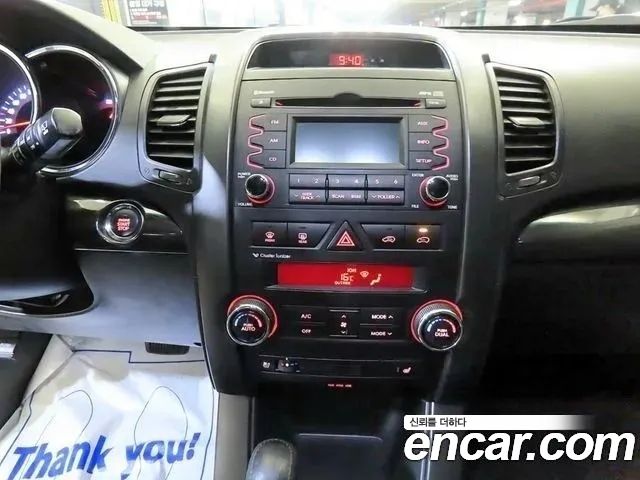 Kia Sorento 2012 — photo 10