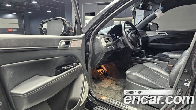 KG Mobility Rexton 2018 — photo 13