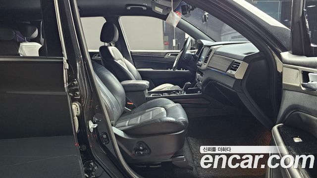 KG Mobility Rexton 2018 — photo 17