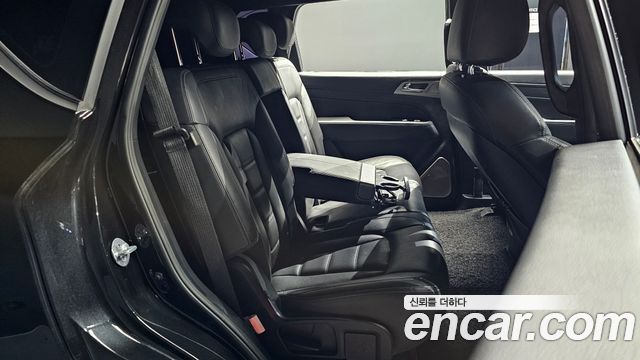 KG Mobility Rexton 2018 — photo 18