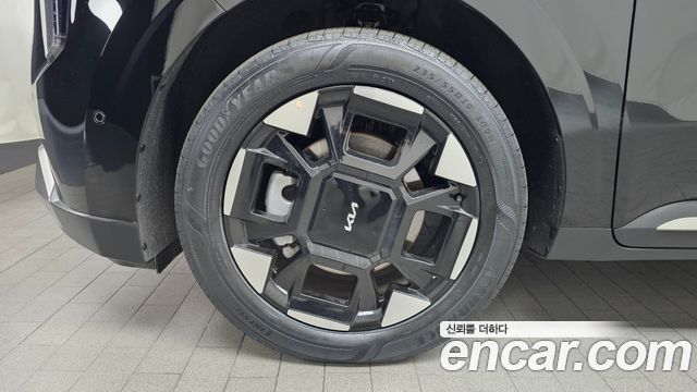 Kia Canival 2025 — photo 5