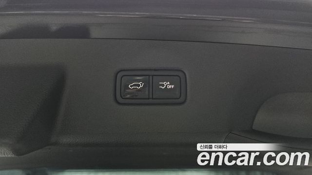 Kia Canival 2025 — photo 16