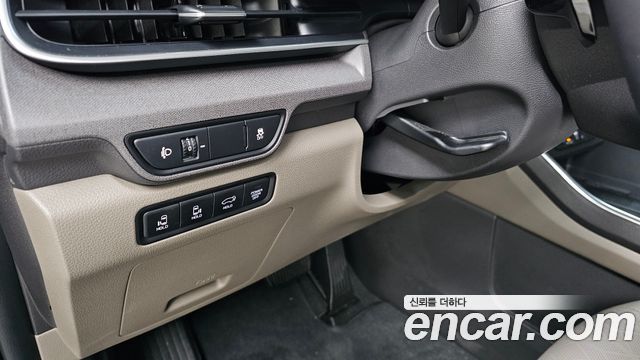 Kia Canival 2025 — photo 29