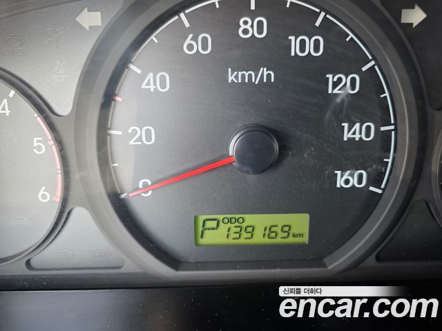 Hyundai Starex 2015 — photo 7