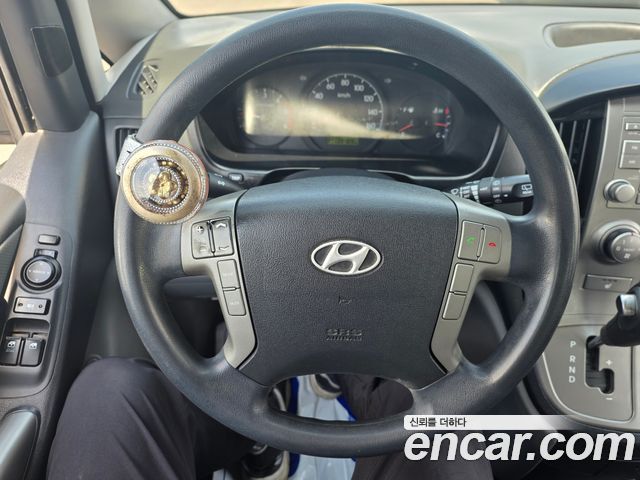 Hyundai Starex 2015 — photo 10