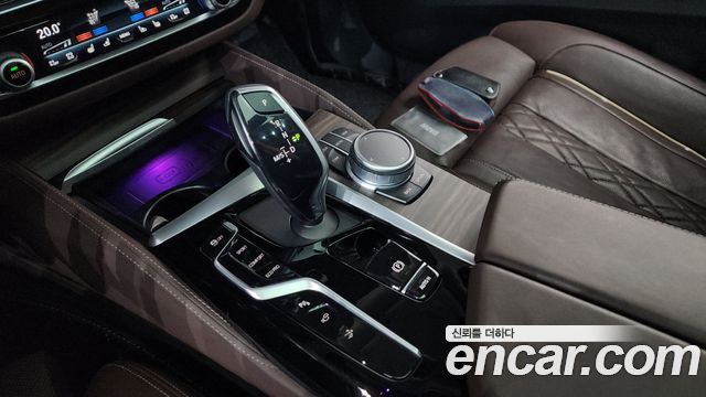 BMW Gran Turismo 2021 — photo 12
