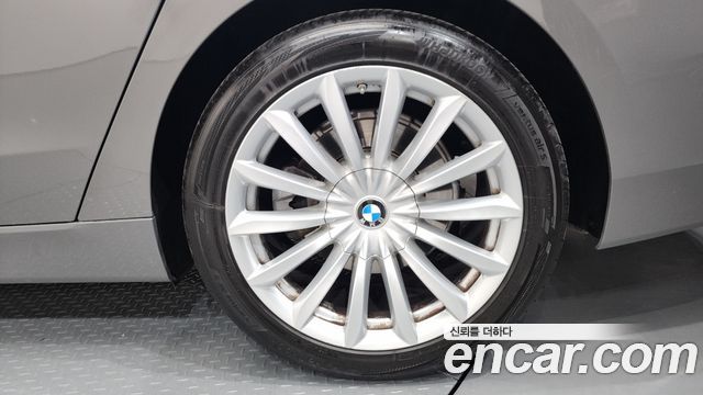 BMW Gran Turismo 2021 — photo 7